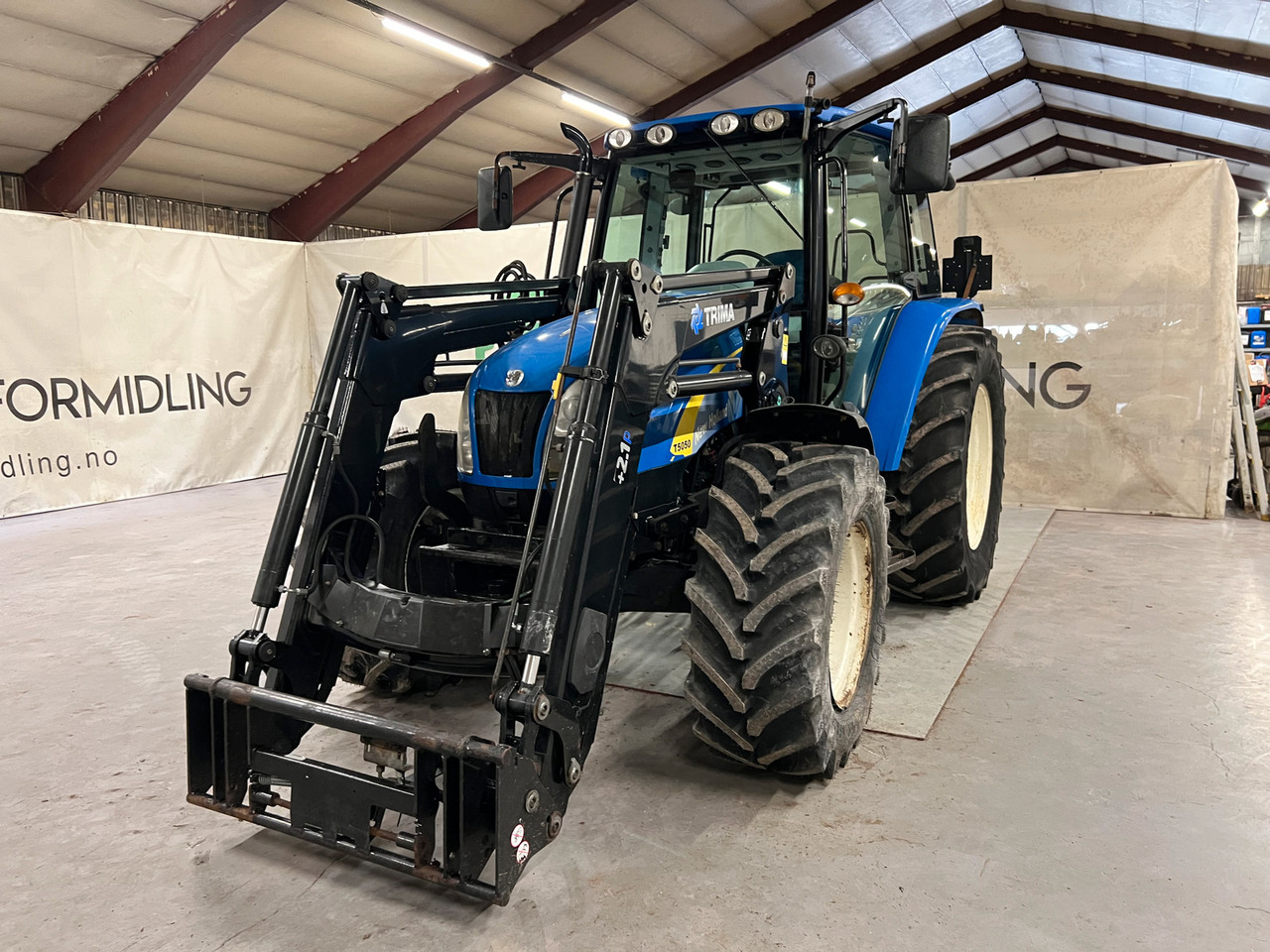 New Holland T 5050 #KUN 3844 Timer# - Traktor: bild 2 New Holland T 5050 #KUN 3844 Timer# - Traktor: bild 2