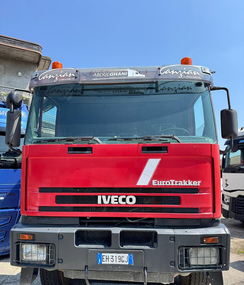 IVECO TRAKKER 420 - 8X4 - Tippbil lastbil: bild 3 IVECO TRAKKER 420 - 8X4 - Tippbil lastbil: bild 3