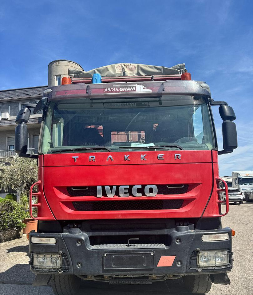 Ribaltabile Iveco Trakker 450 8X4 - Tippbil lastbil: bild 3 Ribaltabile Iveco Trakker 450 8X4 - Tippbil lastbil: bild 3