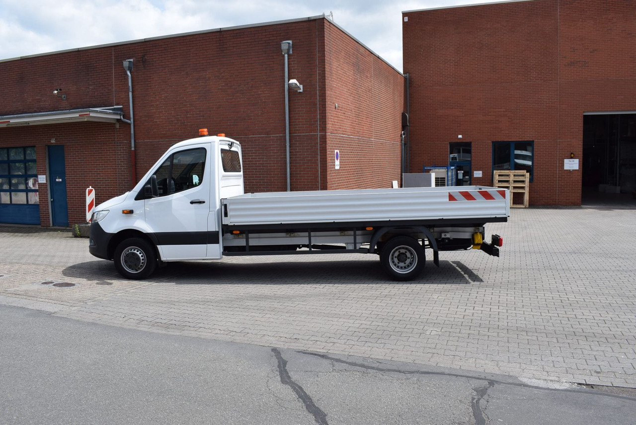 Mercedes-Benz Sprinter 514 Pritsche 4,30mAutomatik AHK 3,5 - Transportbil med flak: bild 4 Mercedes-Benz Sprinter 514 Pritsche 4,30mAutomatik AHK 3,5 - Transportbil med flak: bild 4