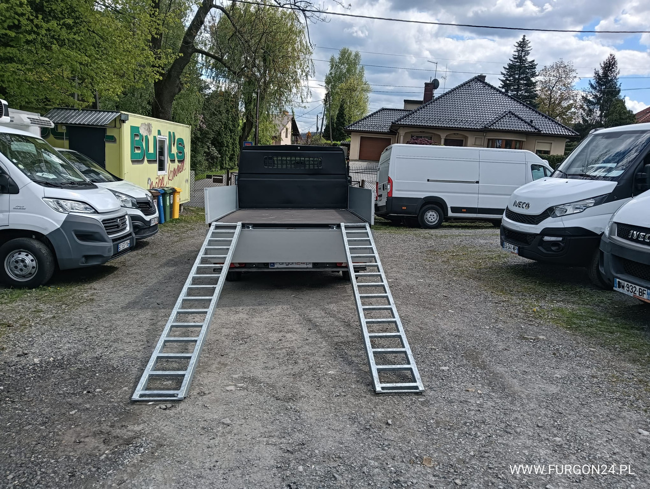RENAULT TRAFIC SKRZYNIA PAKA Z NAJAZDAMI I PÓŁKAMI NR 689 - Transportbil med flak: bild 5 RENAULT TRAFIC SKRZYNIA PAKA Z NAJAZDAMI I PÓŁKAMI NR 689 - Transportbil med flak: bild 5