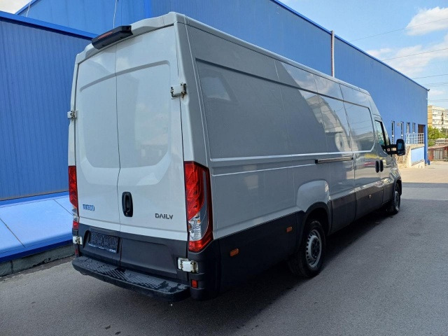 IVECO Daily 35S16 V - Skåpbil: bild 4 IVECO Daily 35S16 V - Skåpbil: bild 4
