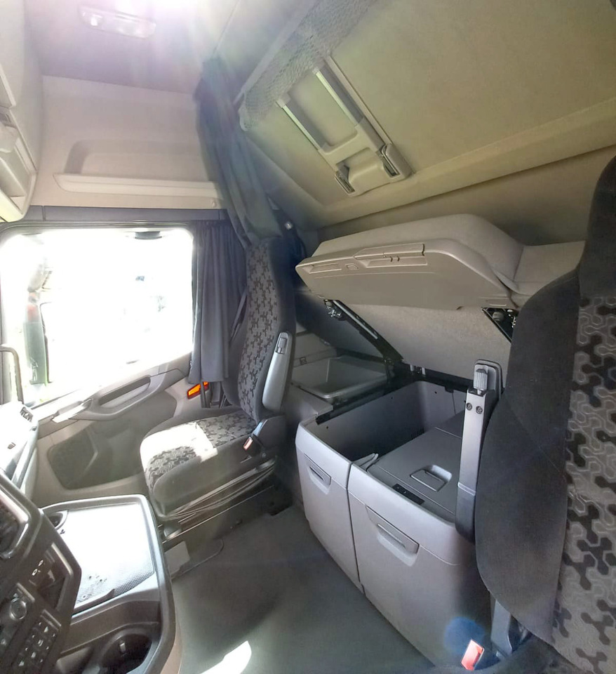 SCANIA S500 - Dragbil: bild 2 SCANIA S500 - Dragbil: bild 2