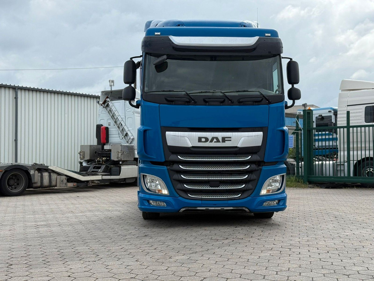 DAF XF 480 Low +Retarter+2xTank - Dragbil: bild 2 DAF XF 480 Low +Retarter+2xTank - Dragbil: bild 2