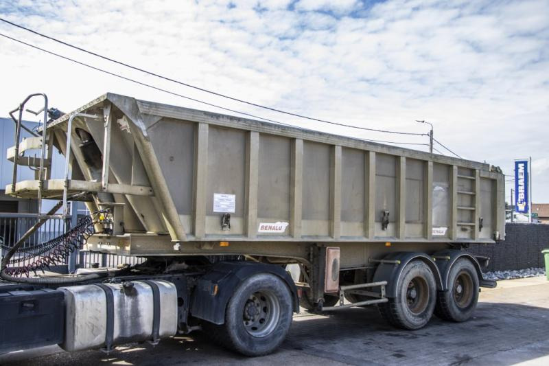 Benalu ALU + 2X BLAD/BLAD-SPRING-STEEL - Tippbil semitrailer: bild 1 Benalu ALU + 2X BLAD/BLAD-SPRING-STEEL - Tippbil semitrailer: bild 1
