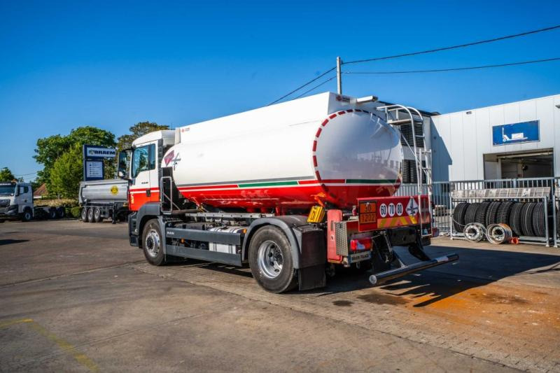 MAN TGS 18.400 4x4H +ALU CM 11.500L /4 COMP - Tankbil: bild 5 MAN TGS 18.400 4x4H +ALU CM 11.500L /4 COMP - Tankbil: bild 5