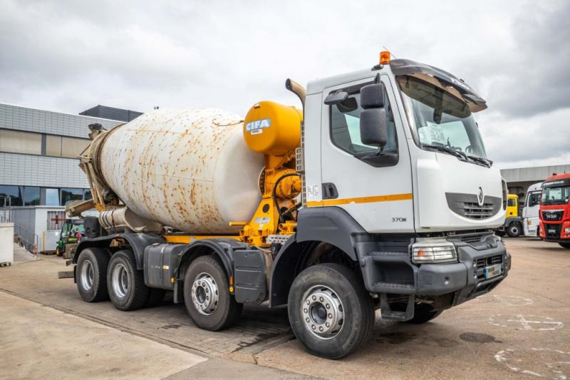 Renault KERAX 370 DXI+MANUAL+MIXER 9M3 - Betongbil: bild 2 Renault KERAX 370 DXI+MANUAL+MIXER 9M3 - Betongbil: bild 2