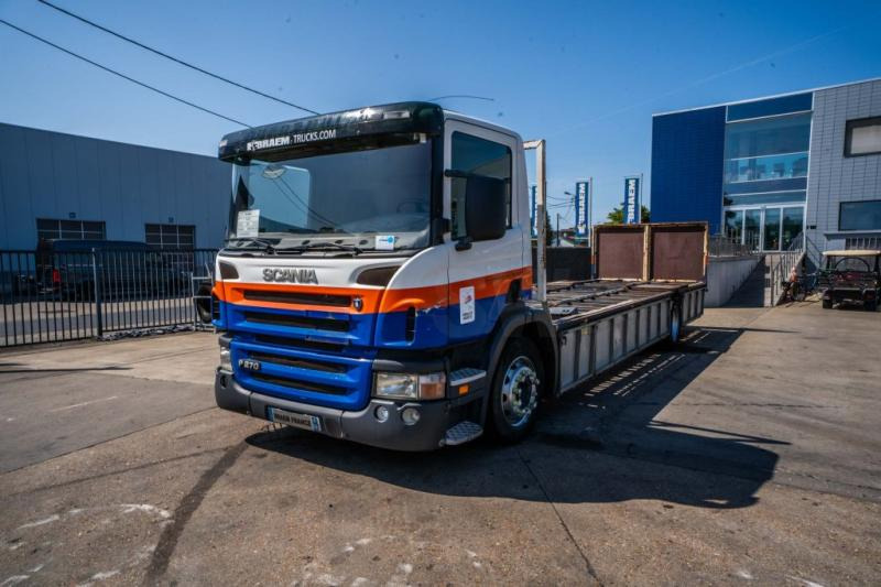 Scania P 270 (19T)- PORTE GAZ /10 PALETTES - Flakbil: bild 1 Scania P 270 (19T)- PORTE GAZ /10 PALETTES - Flakbil: bild 1