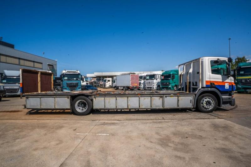 Scania P 270 (19T)- PORTE GAZ /10 PALETTES - Flakbil: bild 3 Scania P 270 (19T)- PORTE GAZ /10 PALETTES - Flakbil: bild 3