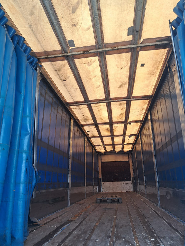 FRUEHAUF - Kapelltrailer: bild 3 FRUEHAUF - Kapelltrailer: bild 3