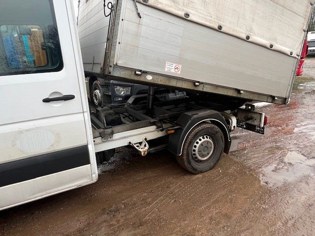 Mercedes-Benz Sprinter - Transportbil med tippflak: bild 1 Mercedes-Benz Sprinter - Transportbil med tippflak: bild 1