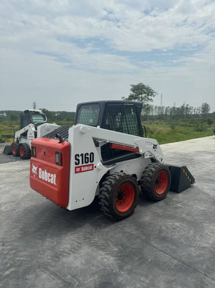 Bobcat S 160 - Kompaktlastare/ Slirstyrda lastare: bild 1 Bobcat S 160 - Kompaktlastare/ Slirstyrda lastare: bild 1