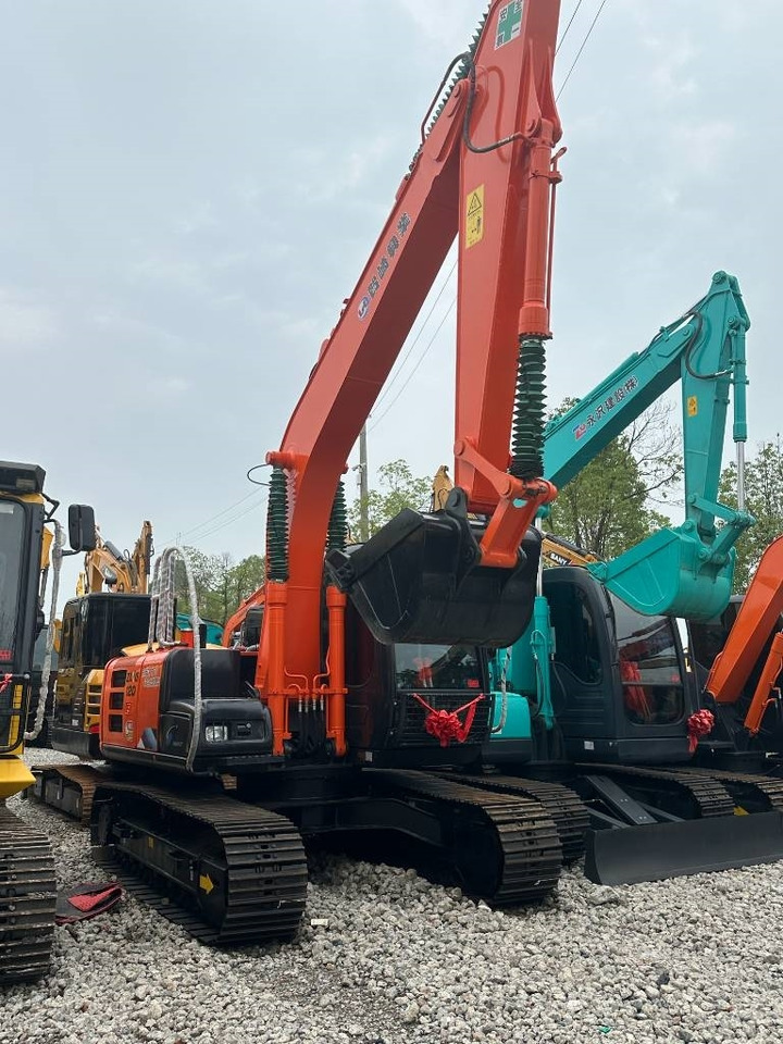 Hitachi ZX 120 - Bandgrävare: bild 1 Hitachi ZX 120 - Bandgrävare: bild 1