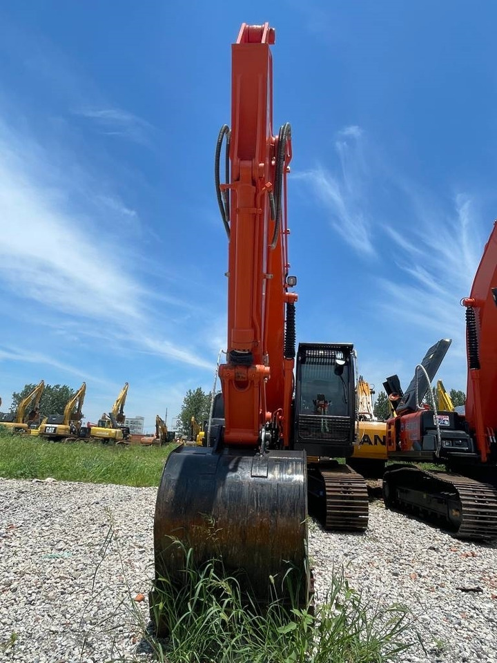 Hitachi ZX 200 - Bandgrävare: bild 3 Hitachi ZX 200 - Bandgrävare: bild 3