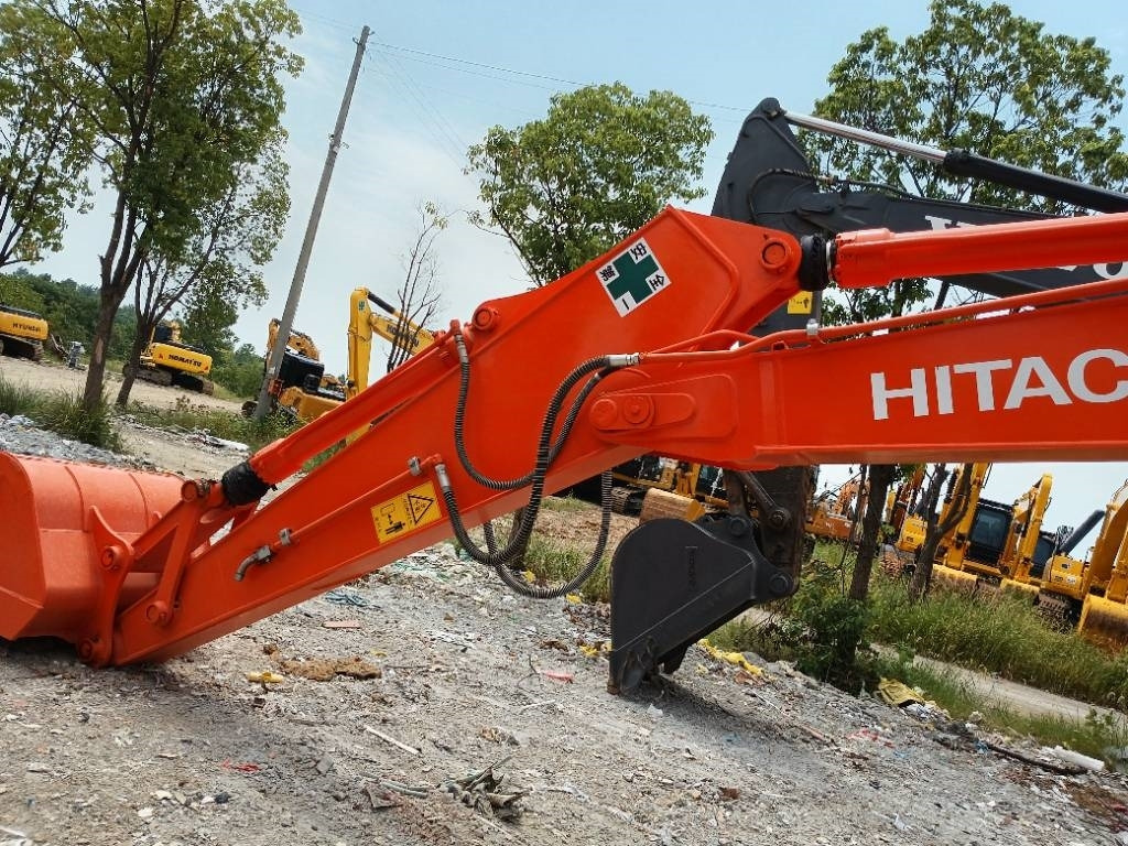 Leasa Hitachi ZX 200  Hitachi ZX 200: bild 11