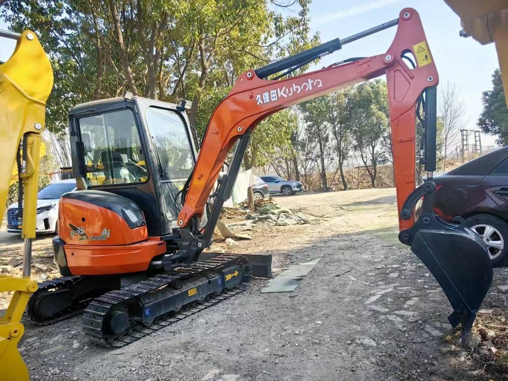 Kubota U 35 - Minigrävmaskin: bild 1 Kubota U 35 - Minigrävmaskin: bild 1
