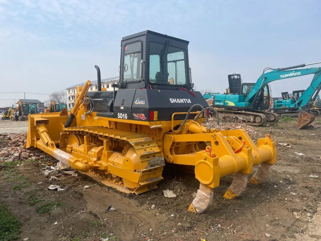 Shantui SD 16 - Bulldozer: bild 1 Shantui SD 16 - Bulldozer: bild 1