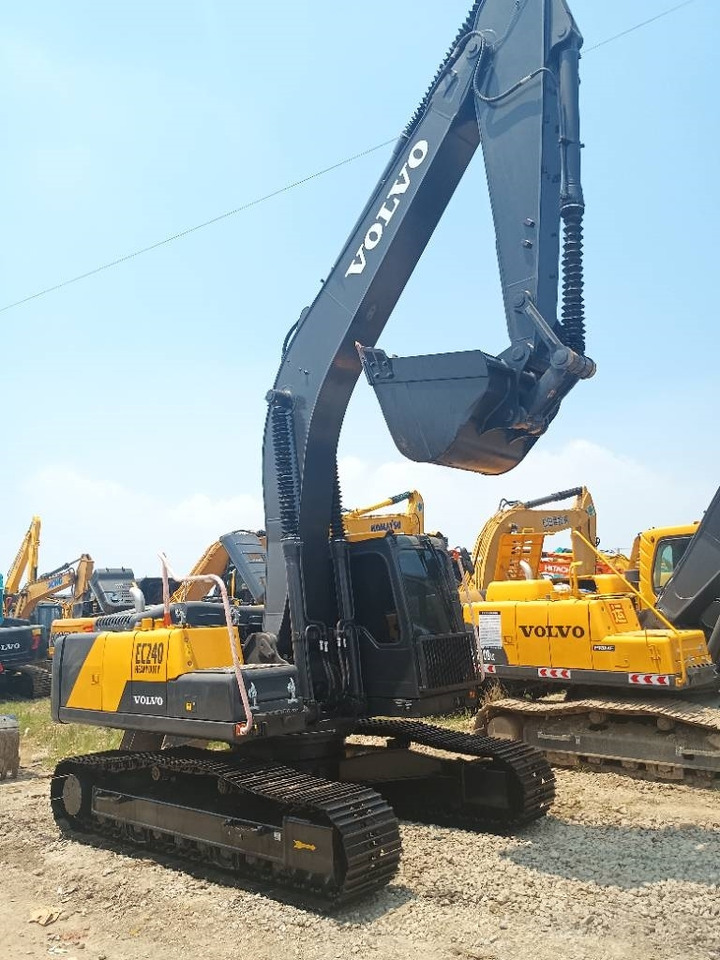 Volvo EC 240 - Bandgrävare: bild 2 Volvo EC 240 - Bandgrävare: bild 2