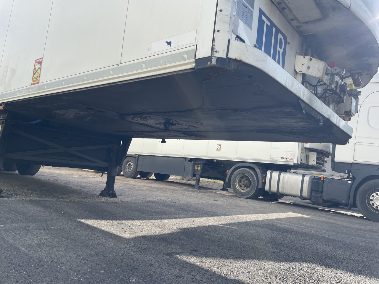 Schmitz SKO 24 with meat hooks - Kyl/ Frys semitrailer: bild 5 Schmitz SKO 24 with meat hooks - Kyl/ Frys semitrailer: bild 5