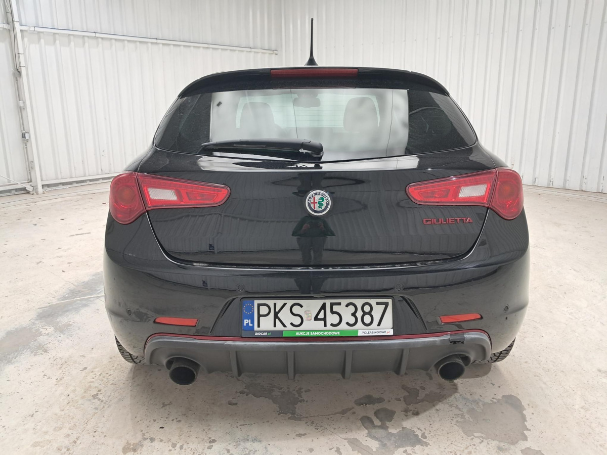 ALFA ROMEO ALFA GIULIETTA HATCHBACK - Personbil: bild 4 ALFA ROMEO ALFA GIULIETTA HATCHBACK - Personbil: bild 4