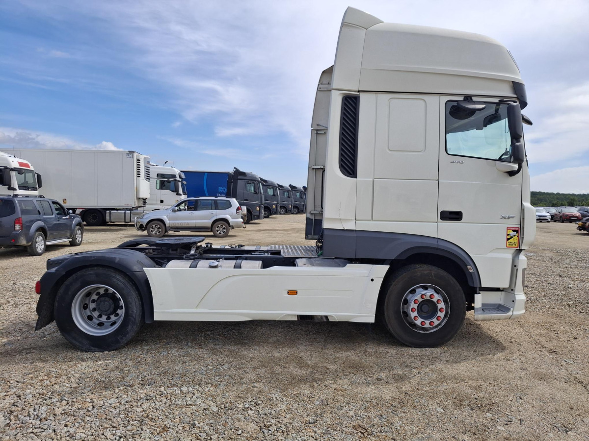 DAF XF 450 FT CIĄGNIK SIODŁOWY - Dragbil: bild 4 DAF XF 450 FT CIĄGNIK SIODŁOWY - Dragbil: bild 4