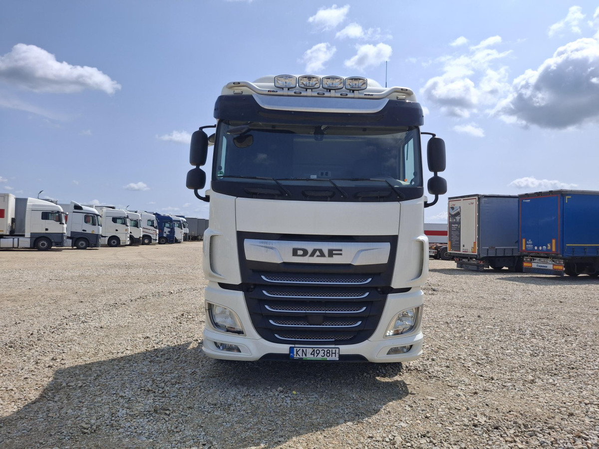 DAF XF 450 FT CIĄGNIK SIODŁOWY - Dragbil: bild 3 DAF XF 450 FT CIĄGNIK SIODŁOWY - Dragbil: bild 3