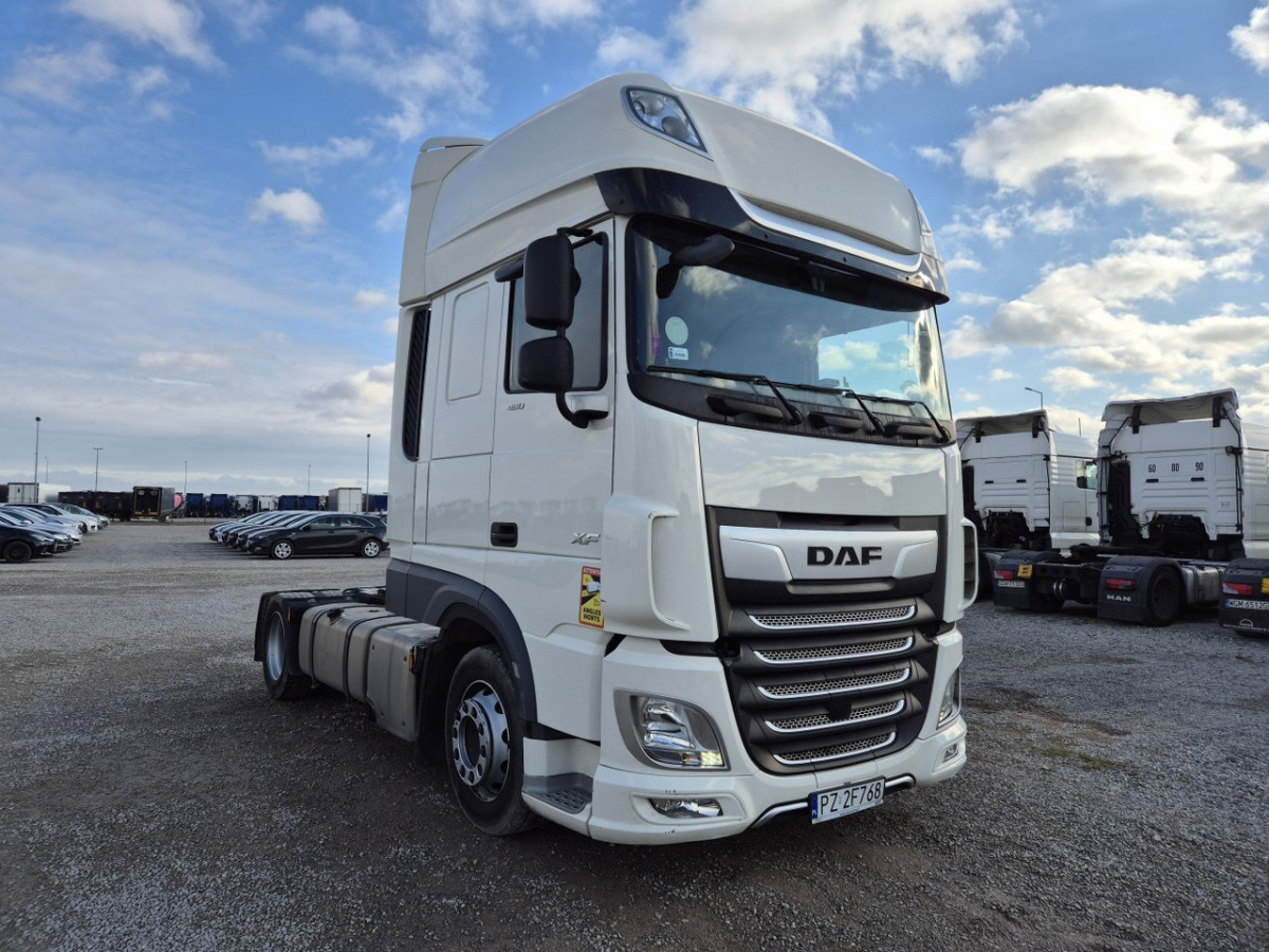 DAF XF 480 FT CIĄGNIK SIODŁOWY - Dragbil: bild 1 DAF XF 480 FT CIĄGNIK SIODŁOWY - Dragbil: bild 1