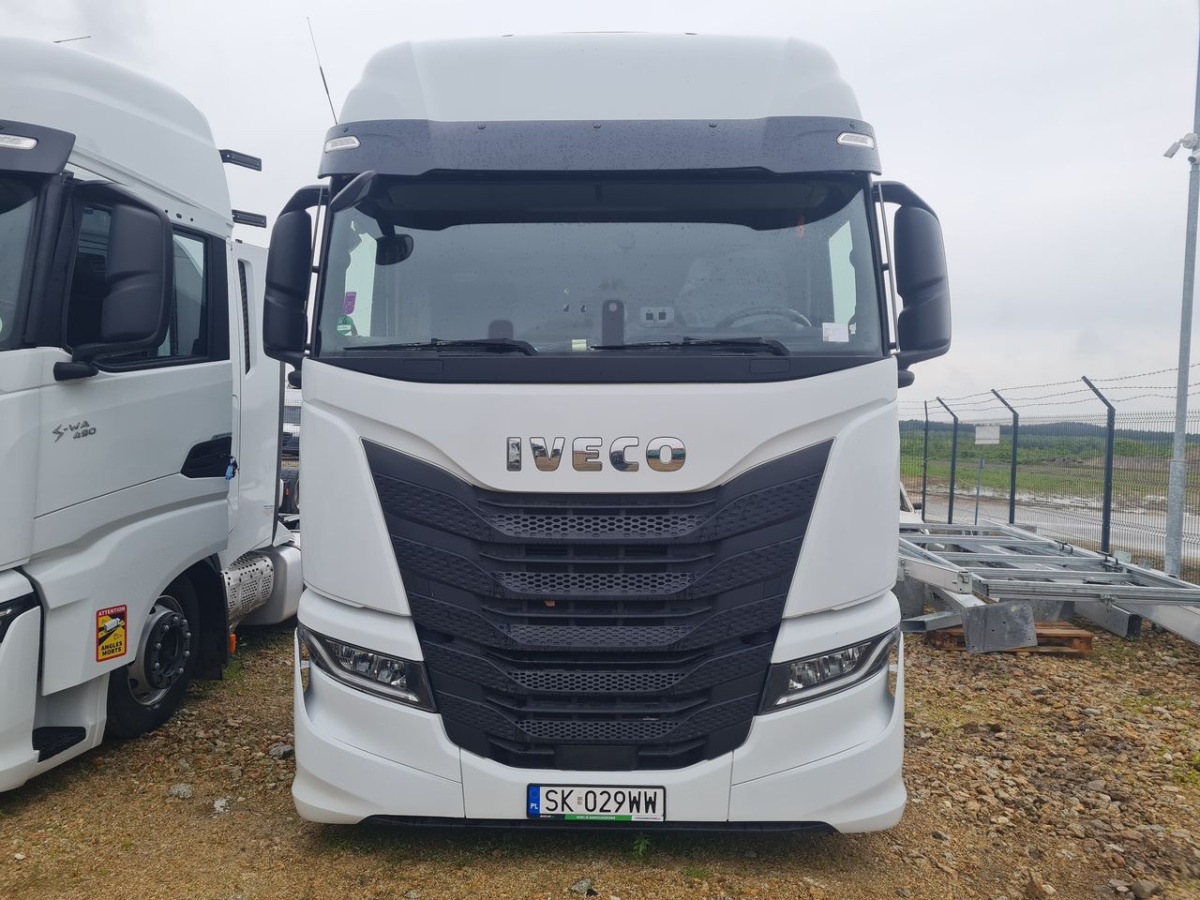 IVECO AS440ST/FP LT CIĄGNIK SIODŁOWY - Dragbil: bild 2 IVECO AS440ST/FP LT CIĄGNIK SIODŁOWY - Dragbil: bild 2