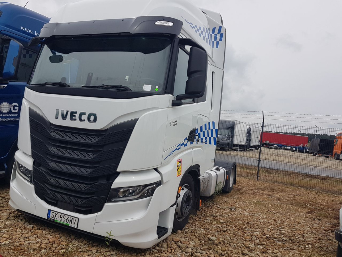 IVECO AS440ST/FP LT CIĄGNIK SIODŁOWY - Dragbil: bild 3 IVECO AS440ST/FP LT CIĄGNIK SIODŁOWY - Dragbil: bild 3