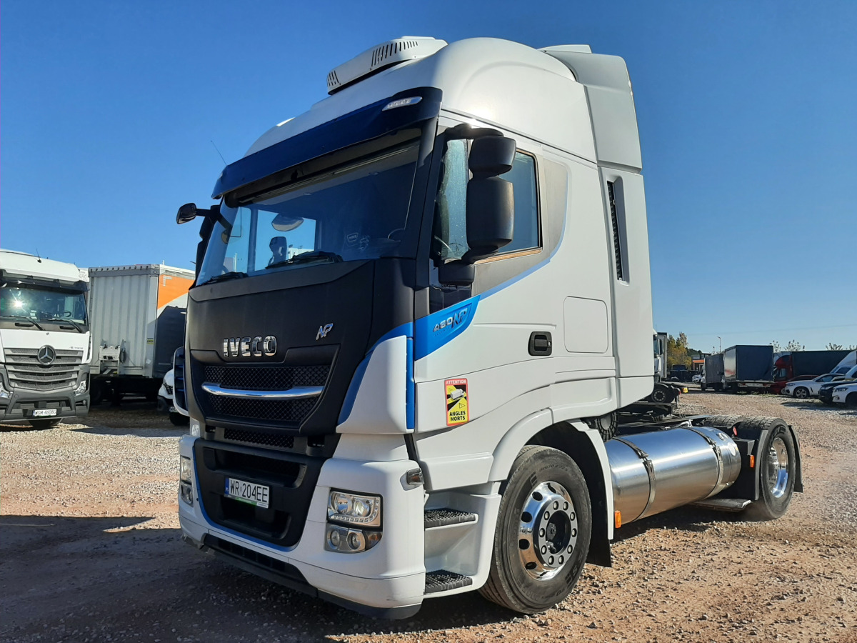 IVECO AS440ST/P LNG CIĄGNIK SIODŁOWY - Dragbil: bild 3 IVECO AS440ST/P LNG CIĄGNIK SIODŁOWY - Dragbil: bild 3