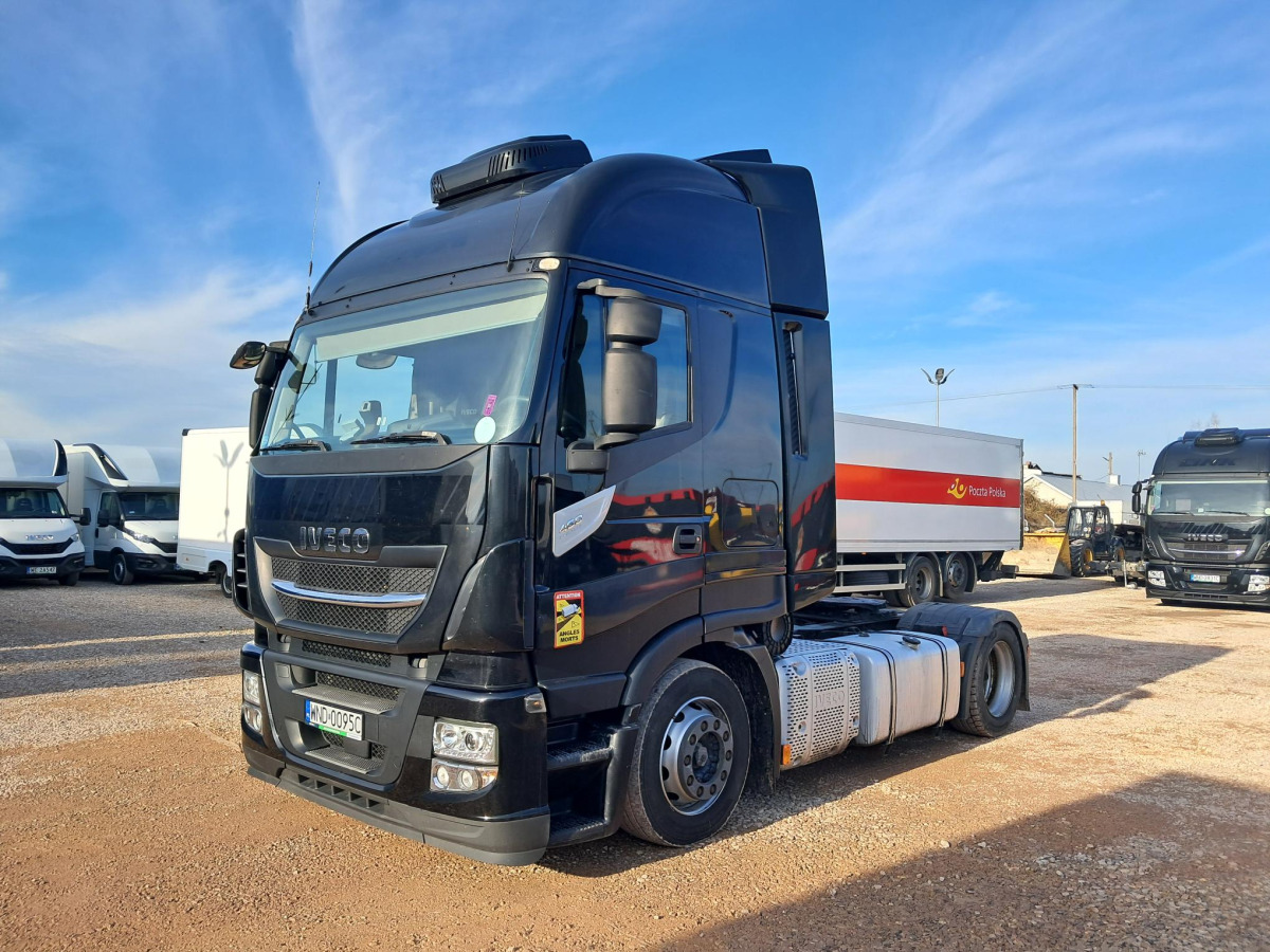 IVECO AS440T/ FP LT CIĄGNIK SIODŁOWY - Dragbil: bild 2 IVECO AS440T/ FP LT CIĄGNIK SIODŁOWY - Dragbil: bild 2