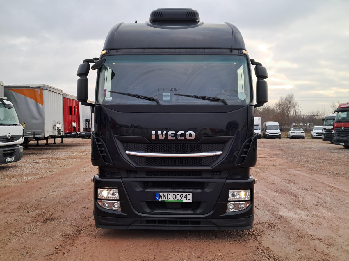 IVECO AS440T/ FP LT CIĄGNIK SIODŁOWY - Dragbil: bild 3 IVECO AS440T/ FP LT CIĄGNIK SIODŁOWY - Dragbil: bild 3