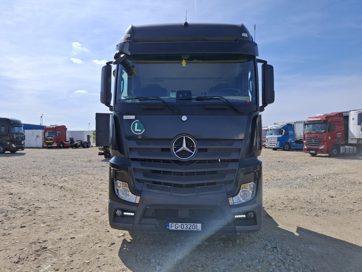 MERCEDES BENZ ACTROS CIĄGNIK SIODŁOWY - Dragbil: bild 3 MERCEDES BENZ ACTROS CIĄGNIK SIODŁOWY - Dragbil: bild 3