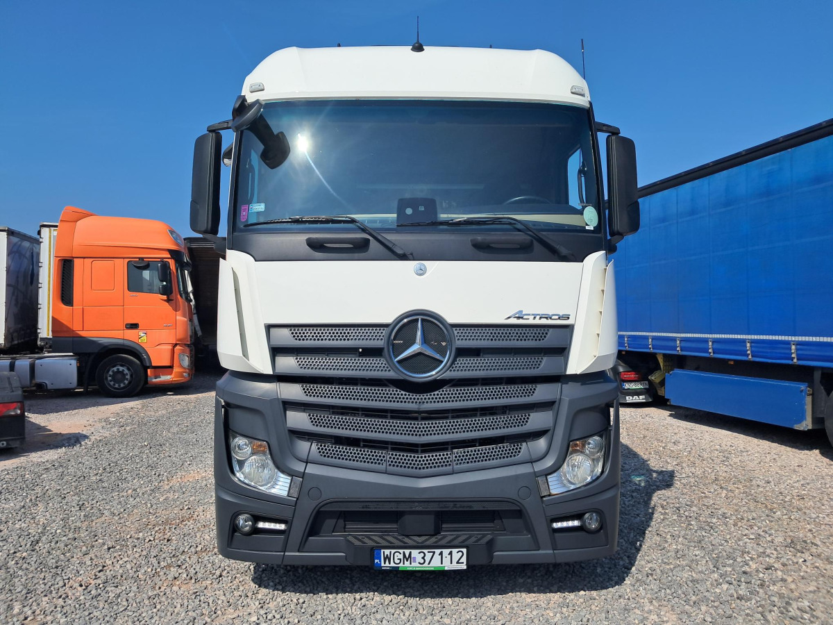 MERCEDES BENZ ACTROS CIĄGNIK SIODŁOWY - Dragbil: bild 3 MERCEDES BENZ ACTROS CIĄGNIK SIODŁOWY - Dragbil: bild 3