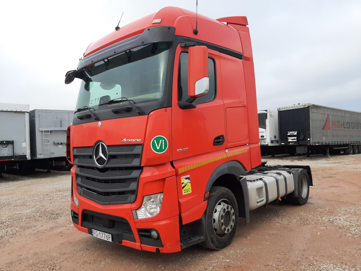 MERCEDES BENZ ACTROS CIĄGNIK SIODŁOWY - Dragbil: bild 3 MERCEDES BENZ ACTROS CIĄGNIK SIODŁOWY - Dragbil: bild 3