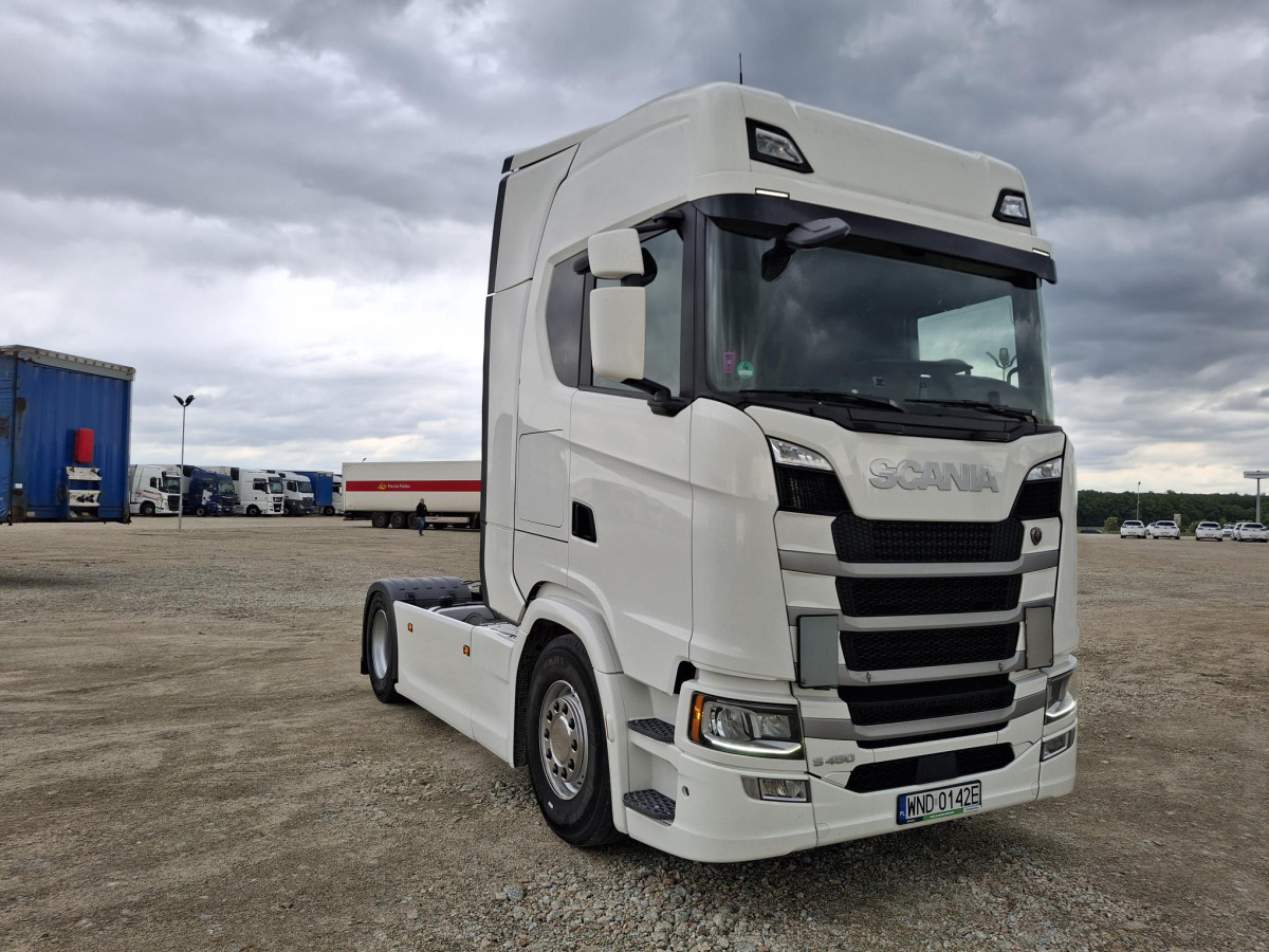 SCANIA S450 CIĄGNIK SIODŁOWY - Dragbil: bild 1 SCANIA S450 CIĄGNIK SIODŁOWY - Dragbil: bild 1