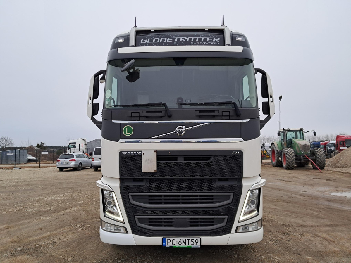 VOLVO FH 460 CIĄGNIK SIODŁOWY - Dragbil: bild 2 VOLVO FH 460 CIĄGNIK SIODŁOWY - Dragbil: bild 2