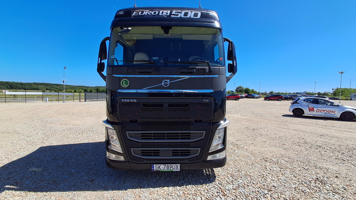 VOLVO FH CIĄGNIK SIODŁOWY - Dragbil: bild 2 VOLVO FH CIĄGNIK SIODŁOWY - Dragbil: bild 2