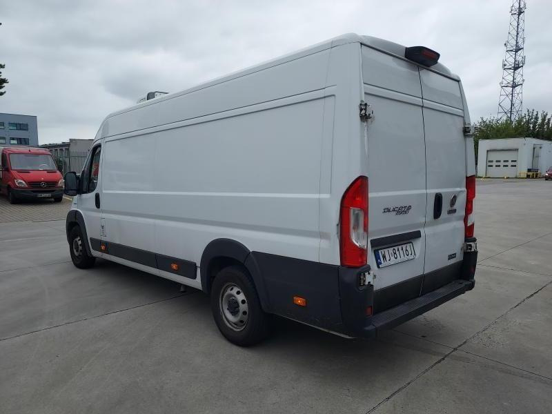 FIAT DUCATO FURGON BLASZAK - Skåpbil: bild 4 FIAT DUCATO FURGON BLASZAK - Skåpbil: bild 4