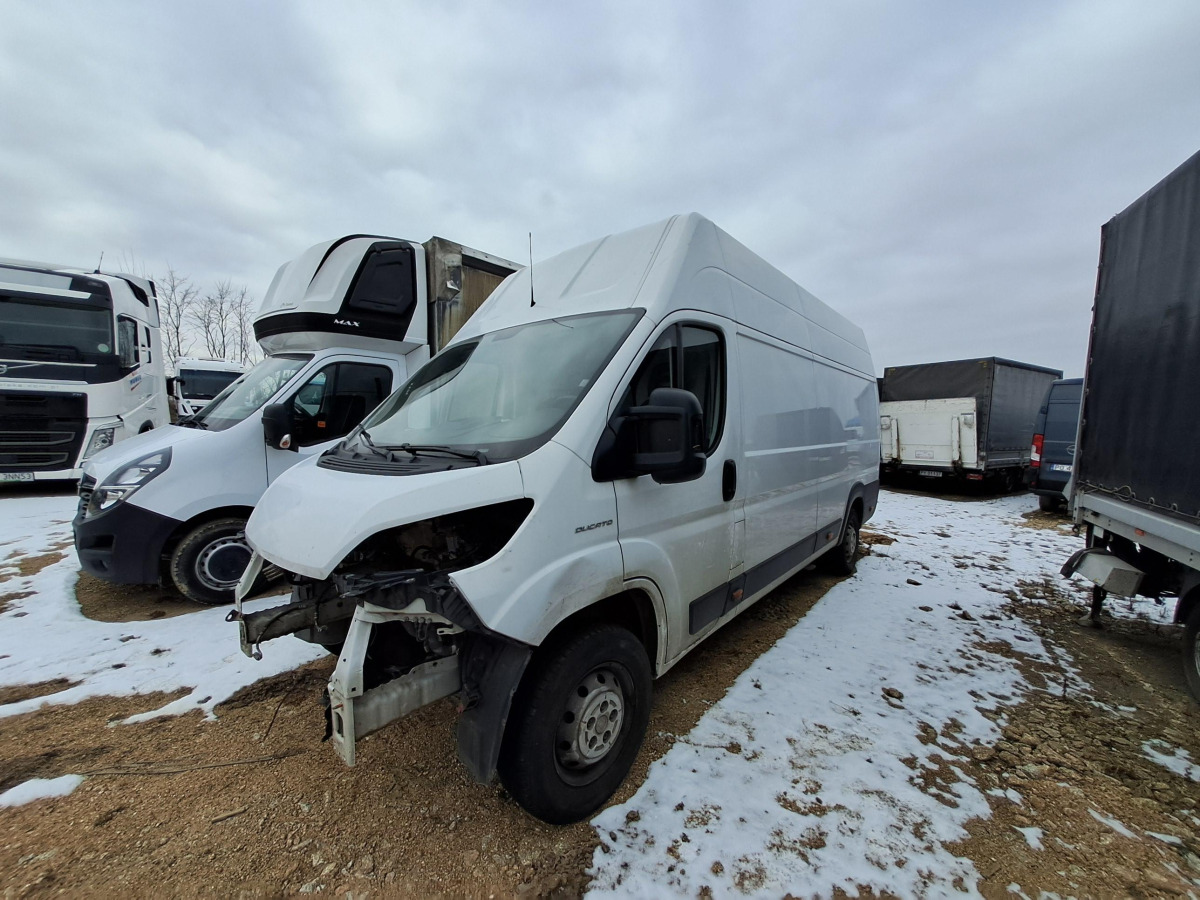 FIAT DUCATO FURGON BLASZAK - Skåpbil: bild 3 FIAT DUCATO FURGON BLASZAK - Skåpbil: bild 3