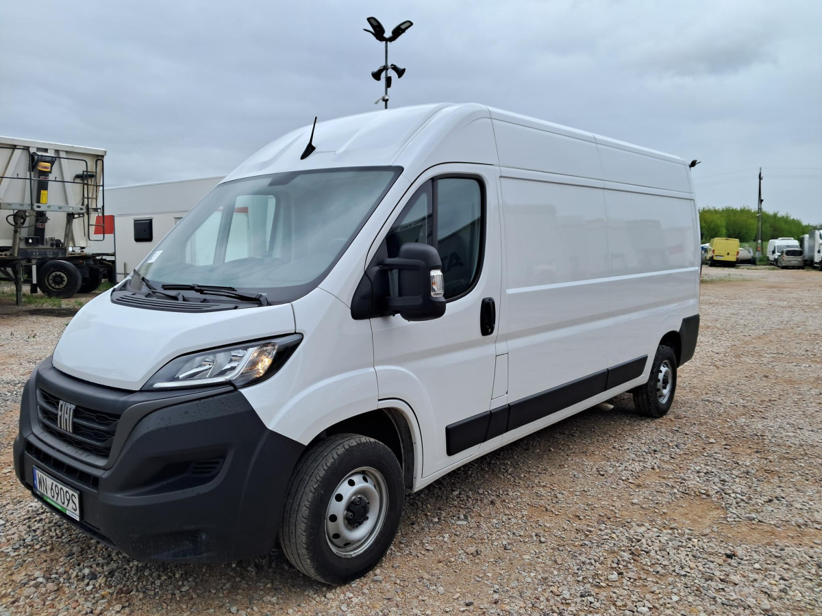 FIAT DUCATO FURGON BLASZAK - Skåpbil: bild 2 FIAT DUCATO FURGON BLASZAK - Skåpbil: bild 2