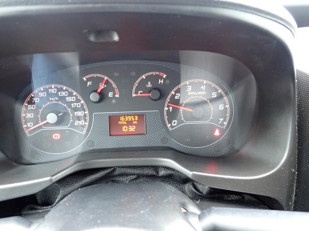 FIAT FIORINO FURGON BLASZAK - Skåpbil: bild 5 FIAT FIORINO FURGON BLASZAK - Skåpbil: bild 5