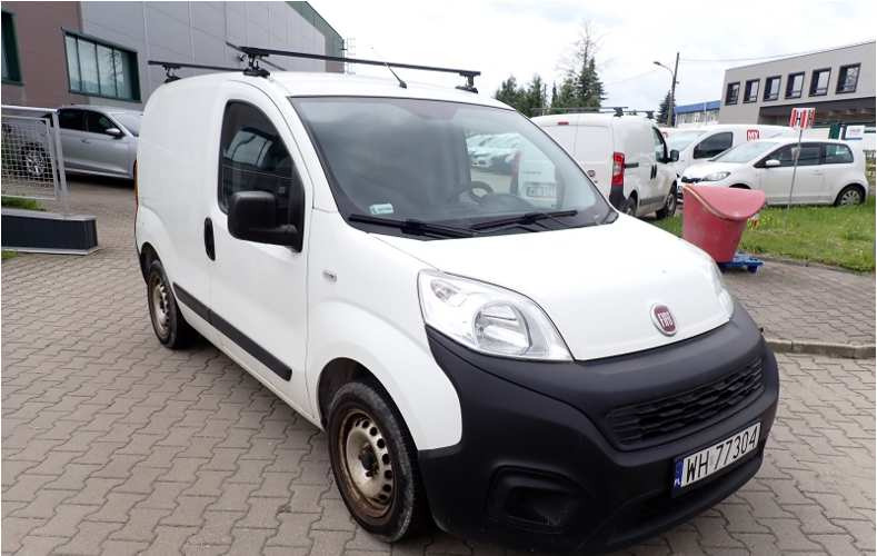 FIAT FIORINO FURGON BLASZAK - Skåpbil: bild 1 FIAT FIORINO FURGON BLASZAK - Skåpbil: bild 1