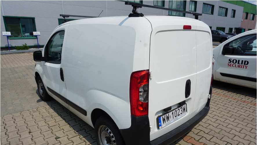 FIAT FIORINO FURGON BLASZAK - Skåpbil: bild 4 FIAT FIORINO FURGON BLASZAK - Skåpbil: bild 4