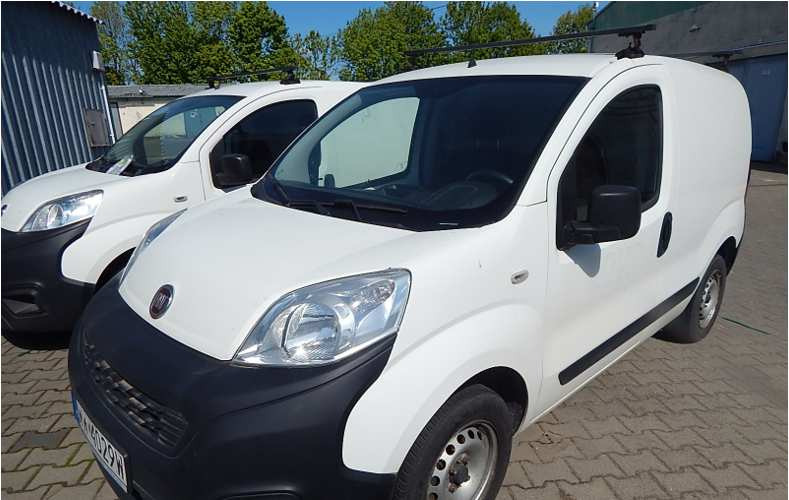 FIAT FIORINO FURGON BLASZAK - Skåpbil: bild 2 FIAT FIORINO FURGON BLASZAK - Skåpbil: bild 2