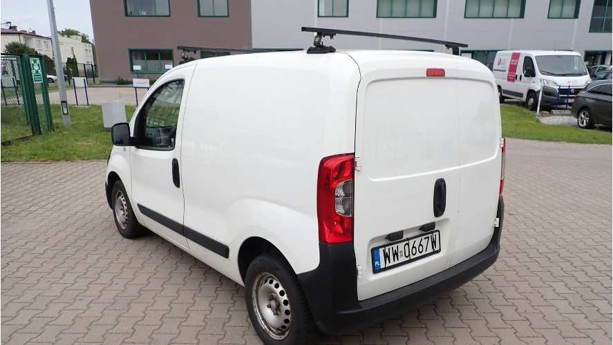 FIAT FIORINO FURGON BLASZAK - Skåpbil: bild 4 FIAT FIORINO FURGON BLASZAK - Skåpbil: bild 4