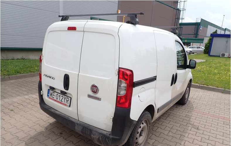FIAT FIORINO FURGON BLASZAK - Skåpbil: bild 4 FIAT FIORINO FURGON BLASZAK - Skåpbil: bild 4