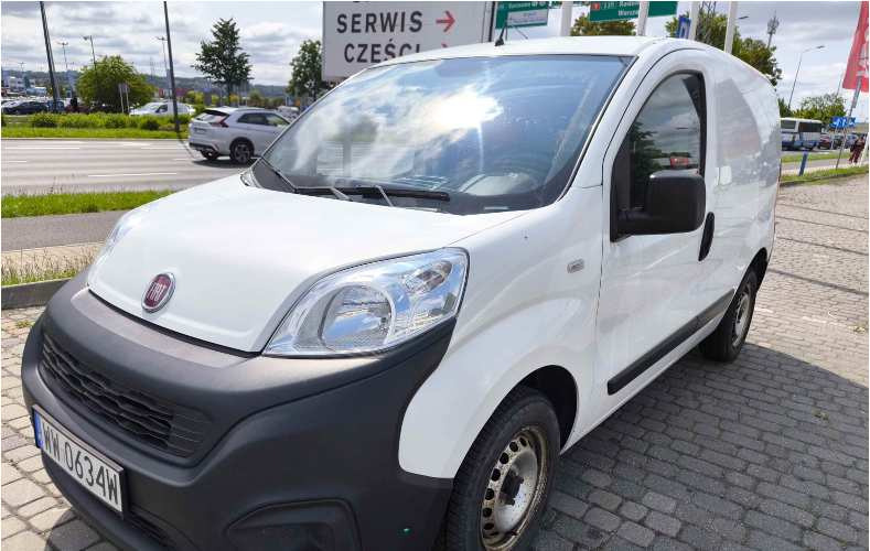 FIAT FIORINO FURGON BLASZAK - Skåpbil: bild 2 FIAT FIORINO FURGON BLASZAK - Skåpbil: bild 2