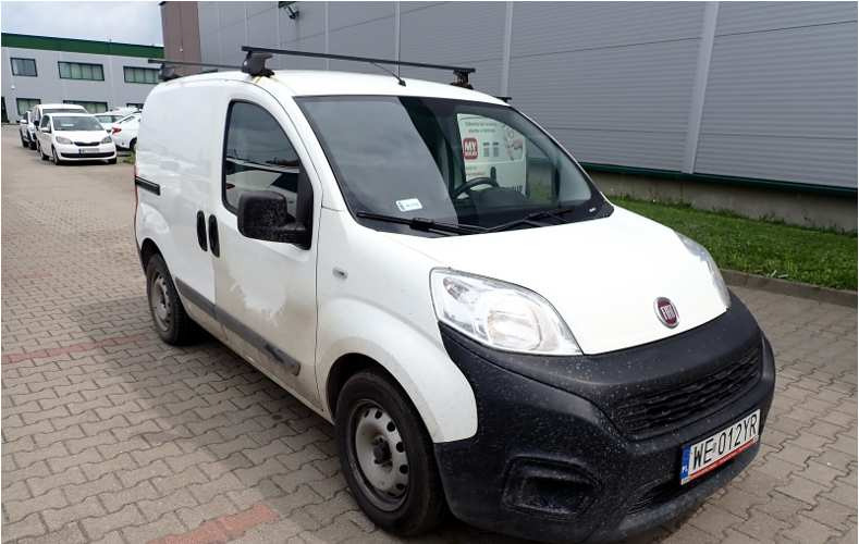 FIAT FIORINO FURGON BLASZAK - Skåpbil: bild 1 FIAT FIORINO FURGON BLASZAK - Skåpbil: bild 1
