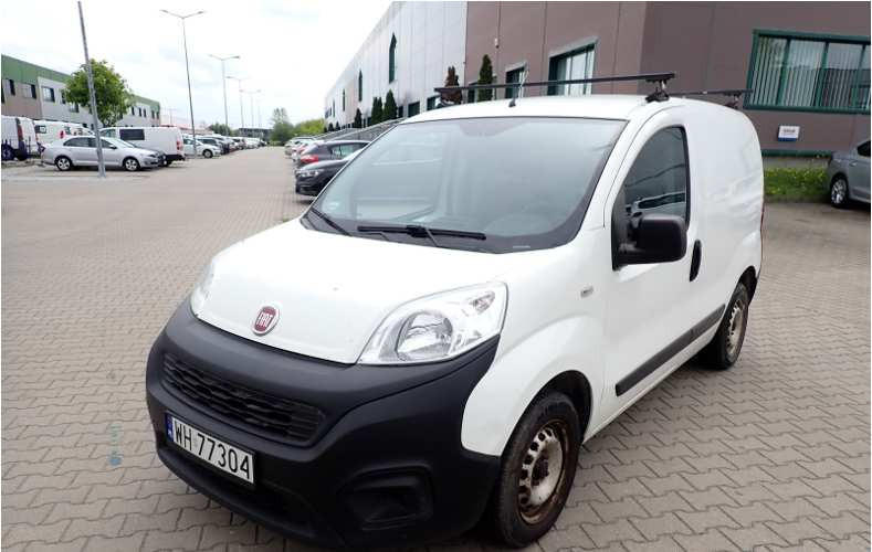 FIAT FIORINO FURGON BLASZAK - Skåpbil: bild 2 FIAT FIORINO FURGON BLASZAK - Skåpbil: bild 2